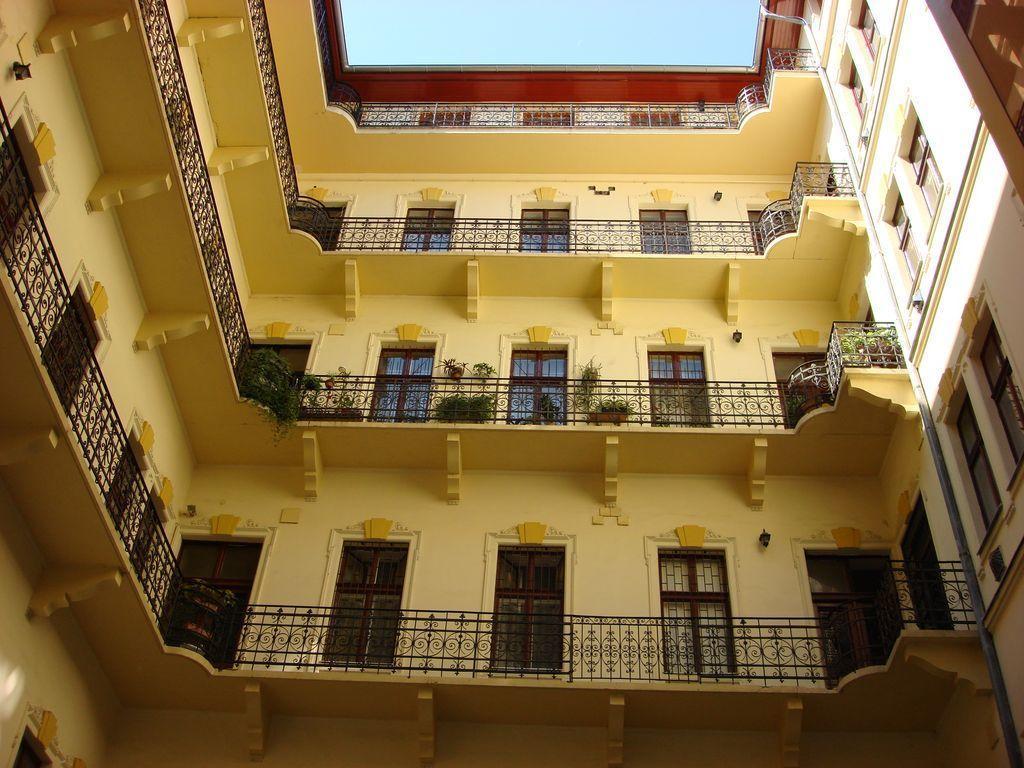 Jokai Apartment — Fotók 1